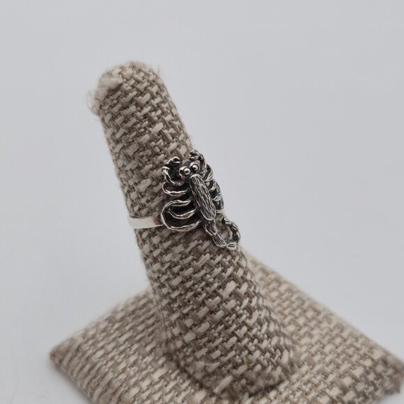 Size 5.75 Sterling Silver Quality Scorpion Band Ring A4193 - Picture 2 of 8